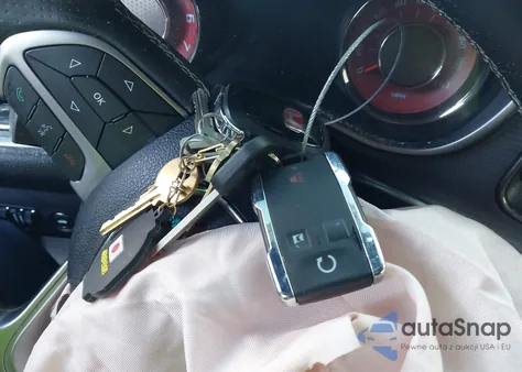 2016 Dodge Challenger z USA, uszkodzony, nr VIN 2C3CDZC98GH249172